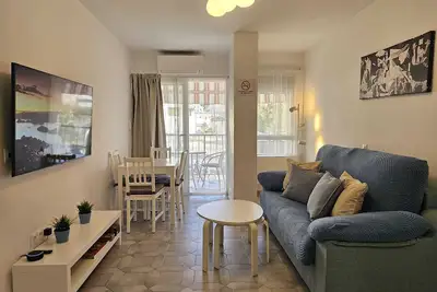 Image de Whole apartment in Jupiter, huge swimming pools, beach nearby, plaza bonanza.