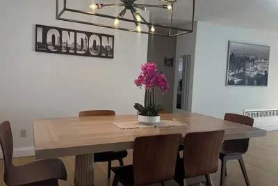 Image de Charming 2-bedroom house in Bridgeport. Trumbull/Fairfield line with Ac, WiFi.