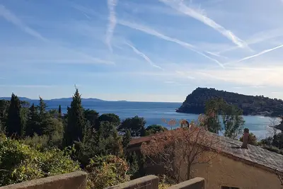 Image de Maison avec vue mer pour 4/6 personnes Ă 10 mn Ă pied de la plage