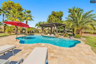 Image de Amazing! 3-Bedroom, Golf Course Home in Litchfield Park! Magnificent Yard & Pool
