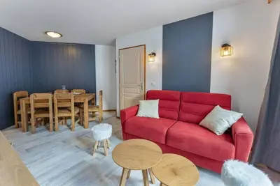 Image de Centre station, 2ème étage, remise en forme, piscine, sauna, balcon, casier à ski, 40m², Les Orres