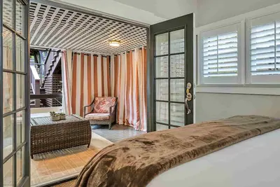 Image de Expansive 2-Room King Suite, Walk to Downtown Calistoga