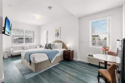 Image de Historic South Beach | Petfriendly Studio nr Lummus Park & Airport