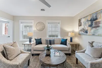 Image de Urban Oasis in Historic Downtown Frederick