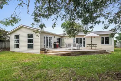 Image de Coastal Family Escape - Waitarere Beach Retreat