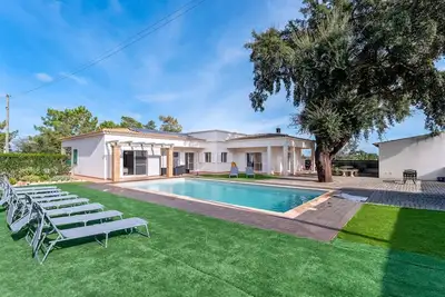 Image de Villa Sundays With Pool by LovelyStay