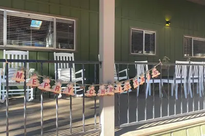 Through the Woods - with Game Room - sleeps 14