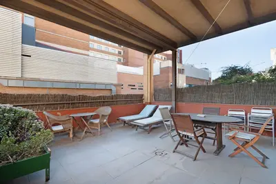 Image de Appartement 'Balcón De Barcelona' avec vue sur les montagnes, terrasse privée et Wi-Fi