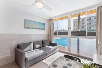 Image de Vacances 'Unité D' avec piscine partagée, terrasse partagée et Wi-Fi