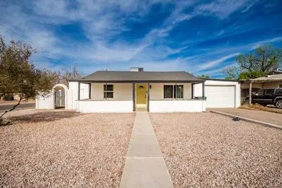 Image de Garfield 3br: Shared Pool, Yard & Volleyball Court