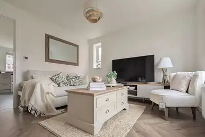 Image de Cotswold Green - Sleeps 5 - Free Ev Charge