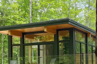 Image de Sköv Cabin Luxury Escape | Cedar Sauna & Hot tub