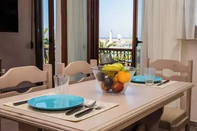 Image de \"Prokymaia\" Seaside Penthouse Apartment\n\n