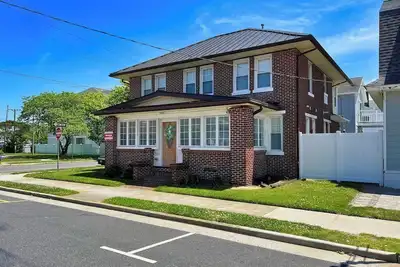 Image de Recently Renovated Pet Friendly First Floor Unit near the Best of the Wildwoods!