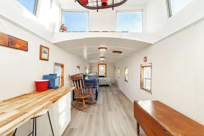 Image de Unique traincar stay at the Katy Caboose!