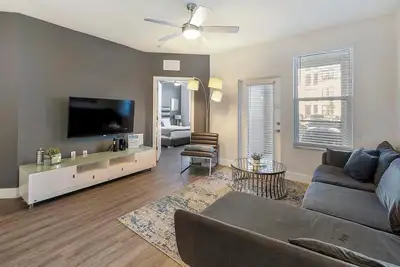 Image de Landing | Spectacular 2bd, Pool, Clubhouse