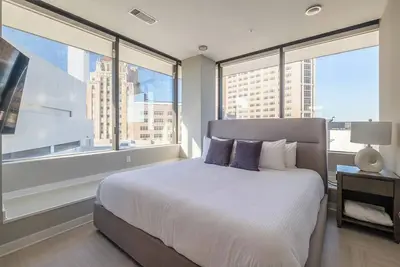 Image de Landing at The 600 - 2 Bedrooms in Fountain Hei. . .