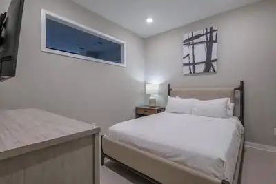 Image de Landing | Modern 1bd in Fountain Heights
