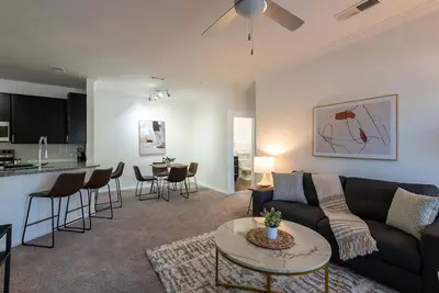 Image de Landing at Bridge at Southpark Landing - 2 Bedrooms in South Austin