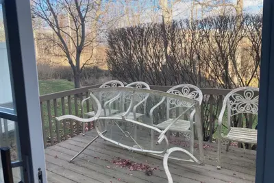 Image de Short term 3 month rental in Berkeley Heights - Charming 2-bed townhome