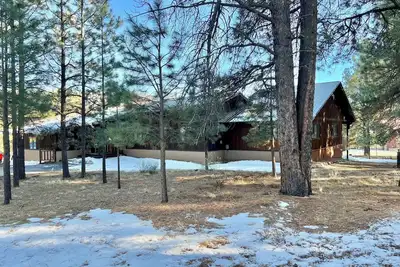 Image de Blue Rock Mountain Bungalow 'Hot tub with stunning views! '