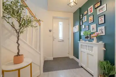 Image de Foxglove Haven | 3-Bed Detached | Large Garden |Drive