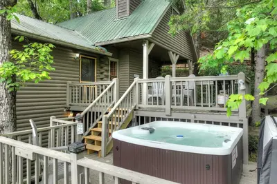 Image de The Gracely Anne | Mtn Views | Fire Pit