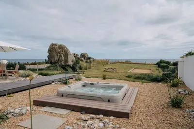 Villa Cotton avec vue sur mer et bain à remous - 12 personnes