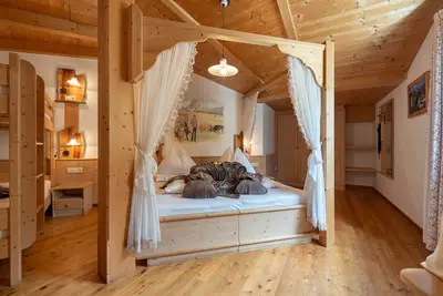 Image de Chambre \"Himmelbettzimmer\" avec terrasse partagée, jardin partagé et Wi-Fi