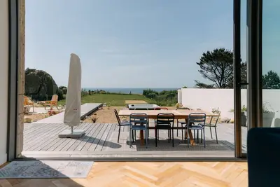 Image de Maison de vacances 'La Perle' avec vue sur mer et bain à remous