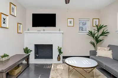 Image de Dog Friendly | 1 block from beach | Boardwalk