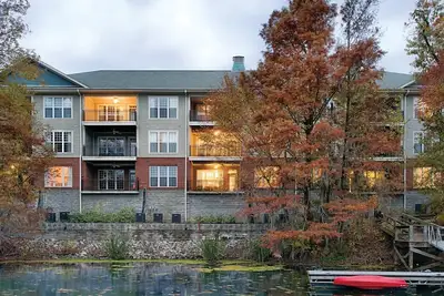 Wyndham Lake Marion | Three 3br\/3ba Suites