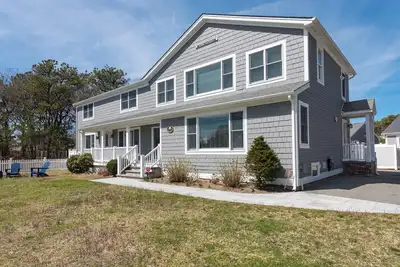 Image de Wonderful 4bd Home--Central Air, Walk to South Middle Beach