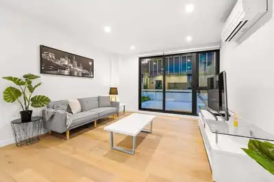 Image de Spacious and Modern 2br in Prime Location Burwood