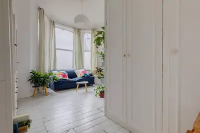 Image de Homely 2bd Flat with Private Garden, North London