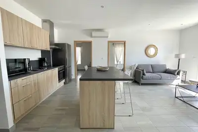 Image de A 10min à pied du centre ville! Appartement 2 chambres avec terrasse