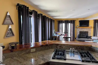 Image de Cozy 8 Person Chalet on the Bay
