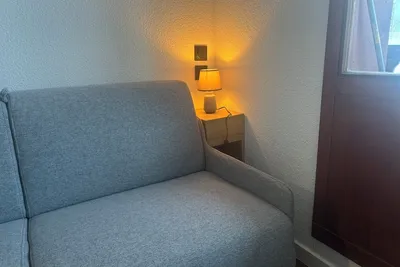 Image de Studio très cosy pour 1/2 personnes très bien équipé (espace optimisé, rénové)