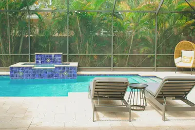 Image de Serene Pool Home in South Tampa!