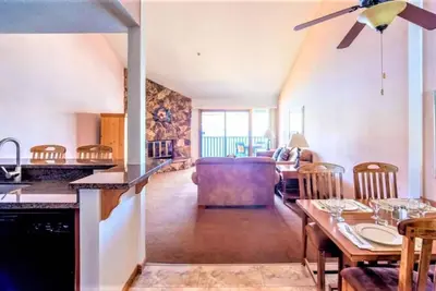 Image de Lagonita Lodge - Lake View Guaranteed! New Year's on the Lake. Full kitchen.
