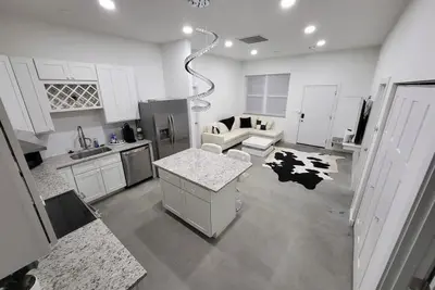 Image de Modern Newly built 2-bedroom house minutes from downtown Park\nHills