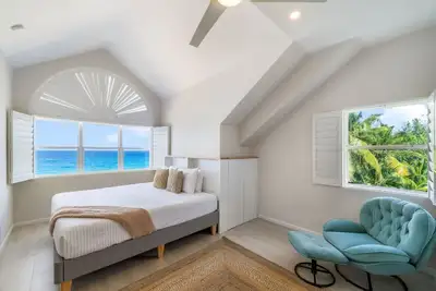 Image de Oceanfront | 3 King Bed | Diving | Macabuca | Pool
