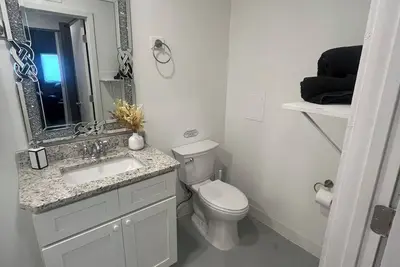 Image de Charming 1-bedroom converted pet-friendly shop house with fenced in yard