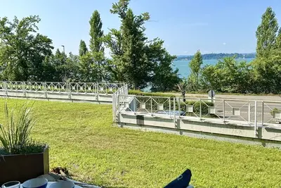Image de The StrandGUT vacation apartment in Unteruhldingen is the ideal place to relax and unwind.