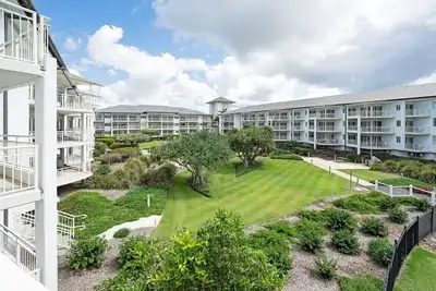 Image de The Pool Resort Kingscliff - 2br Ocean Facing Apartment (6230)