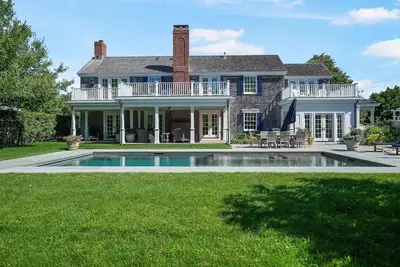 Image de Sandpiper Fields Luxury Field Club Home Near South Beach on Martha’s Vineyard