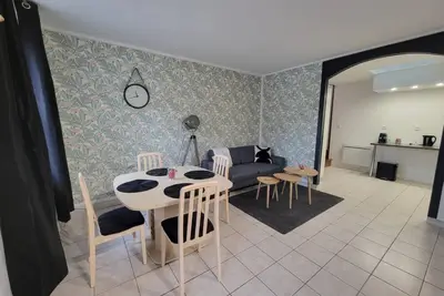 Image de La Parenthèse vous accueille (Maison avec garage)