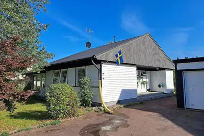 Image de Maison de vacances Fågelfors pour 1 - 5 personnes avec 3 chambres à coucher - Maison de vacances