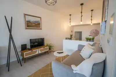 Image de Studio located in the center of the historic square of Oliveira de Frades.