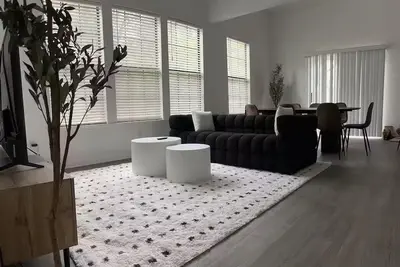 Image de House near the Silo, Downtown, Zoo, Baylor University! \n\n